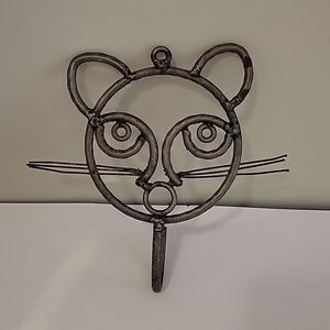 Metal Rustic Cat wall hook